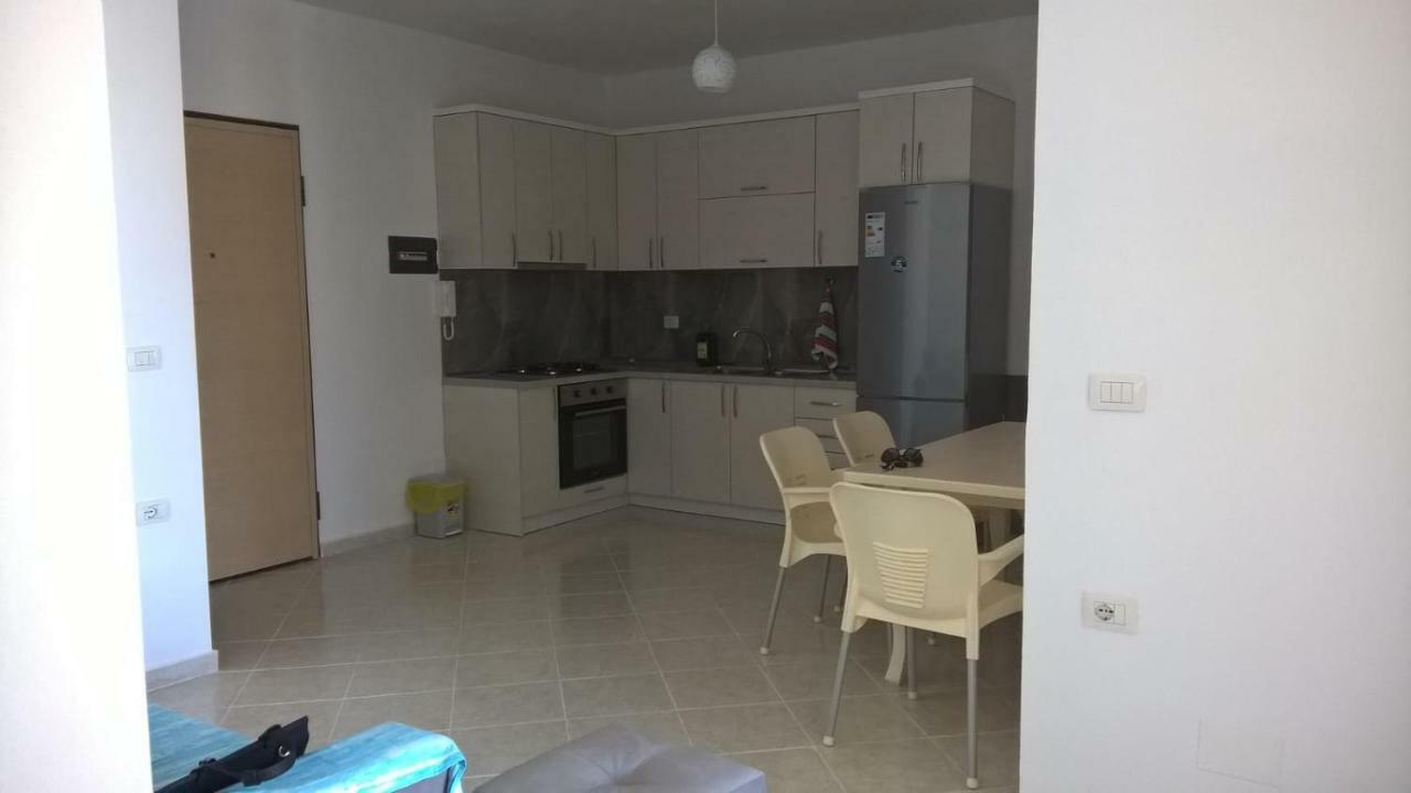 Ilarias Flat Apartamento Vlorë Exterior foto